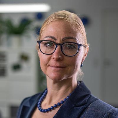 Jury Agnetha Flores